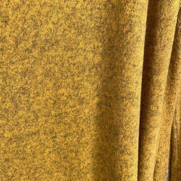 LC Waikiki Golden Yellow Super Soft Crewneck Long Sleeve Sweater, Large - Picture 4 of 5